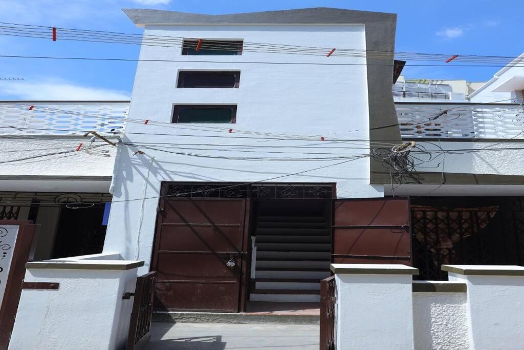 Heritage Home With 2 Bed/2 Bath With Kitchen In A Residential Neighborhood. Madurai Exterior photo